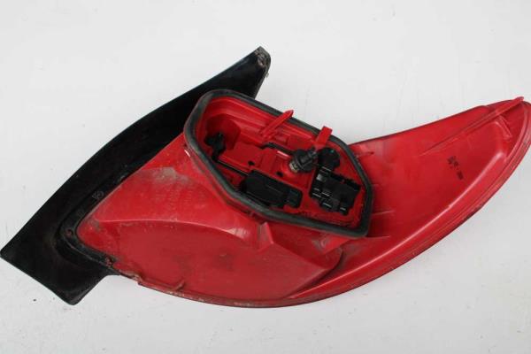 FEU ARRIERE GAUCHE PEUGEOT 206 - Vue 2